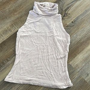 LuLus Crop double lined turtle neck. Super soft. Smoke free home